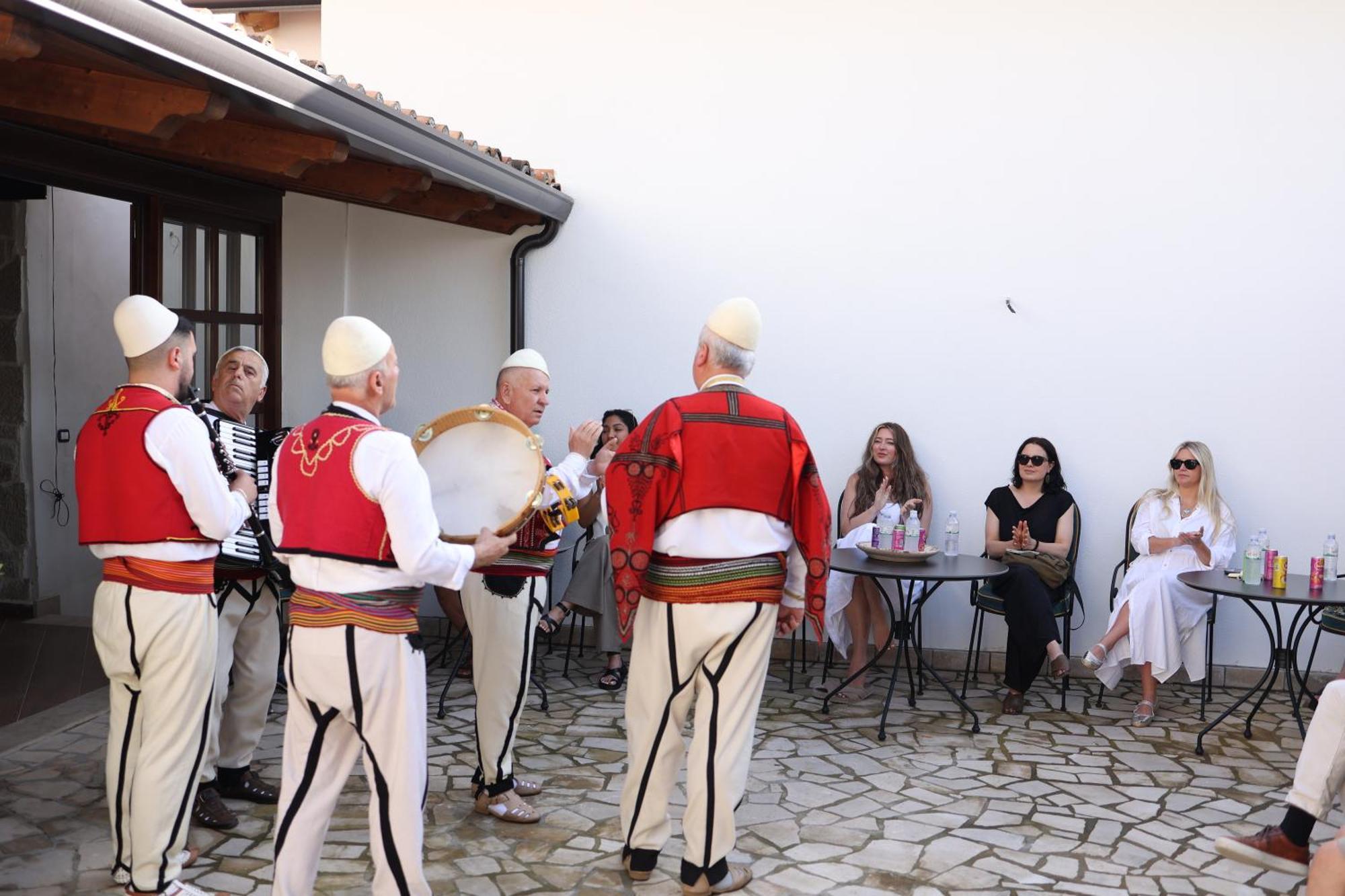 Kruja Albergo Diffuso , Inside Kruja Castle 外观 照片