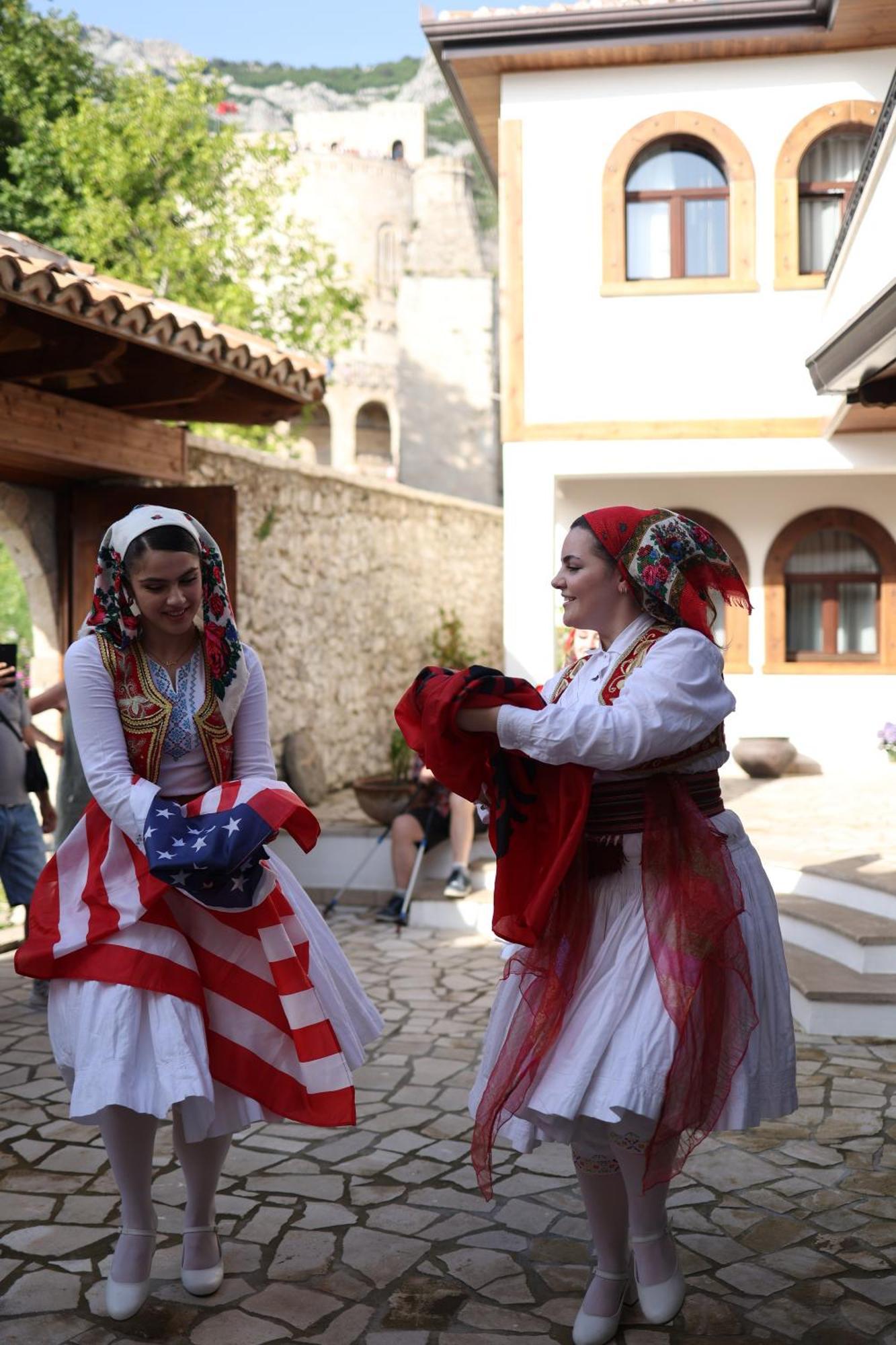 Kruja Albergo Diffuso , Inside Kruja Castle 外观 照片